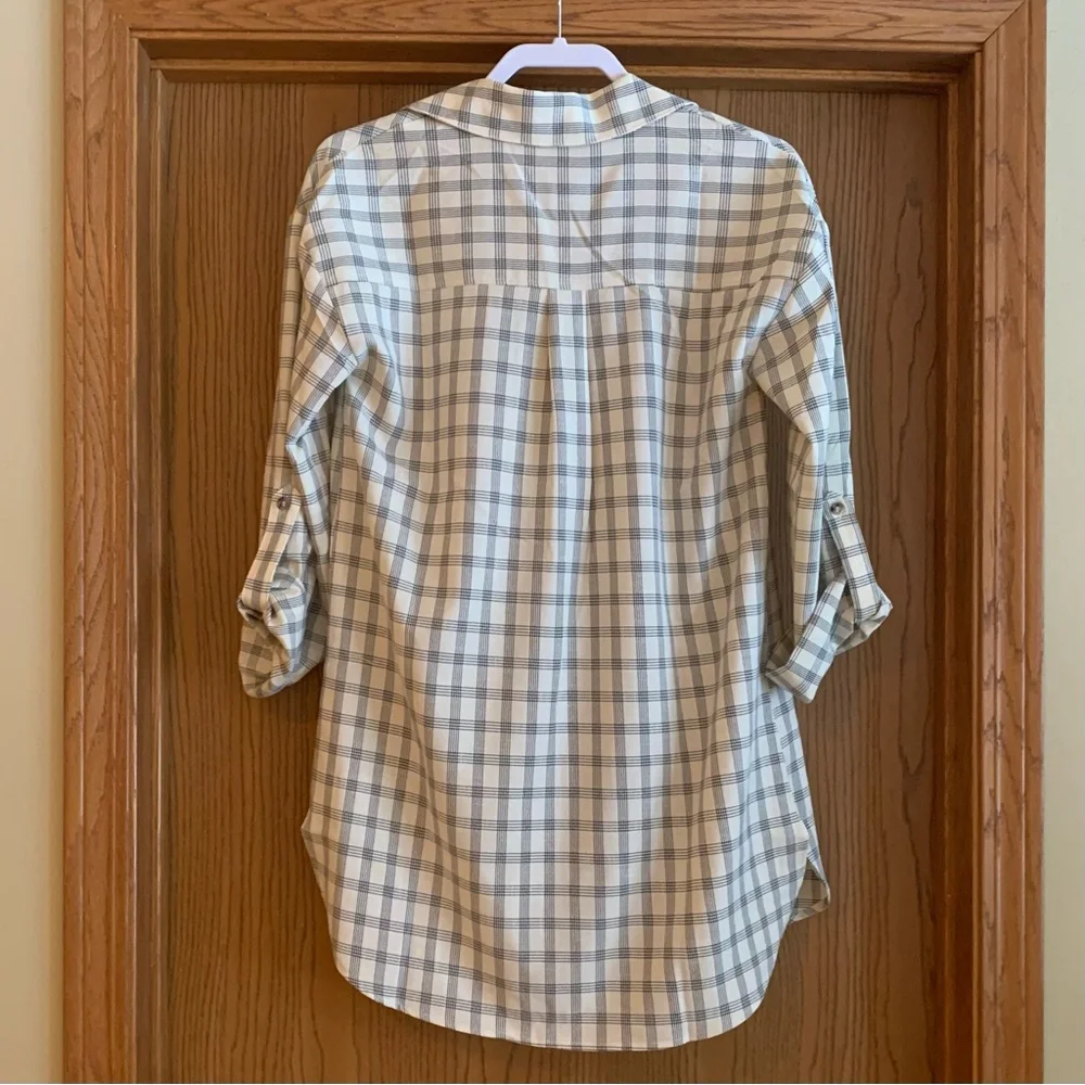 Hem & Thread Plaid Tie-Front Tunic Blouse - Picture 2 of 5